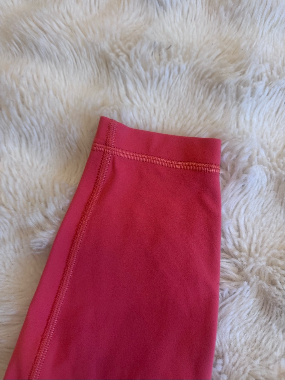 Lululemon Align High-Rise Pant 25"
Pale Raspberry - Picture 5 of 6